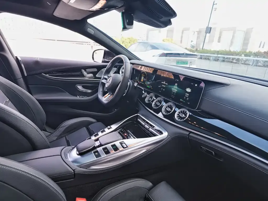 Mercedes-Benz AMG GT — фото 6