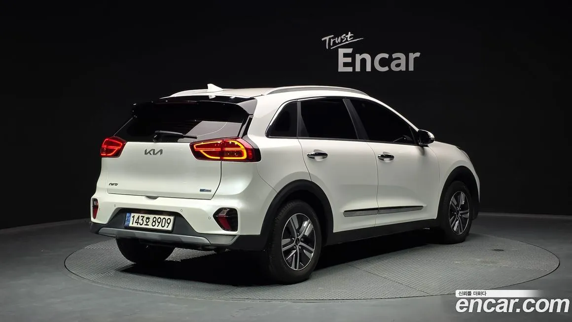 Kia Niro — фото 3