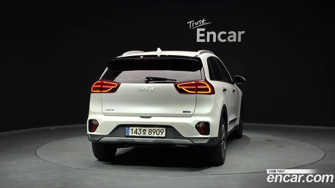 Kia Niro — фото 4