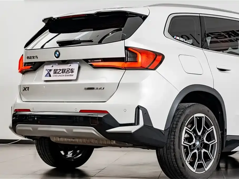 BMW X1 — фото 2