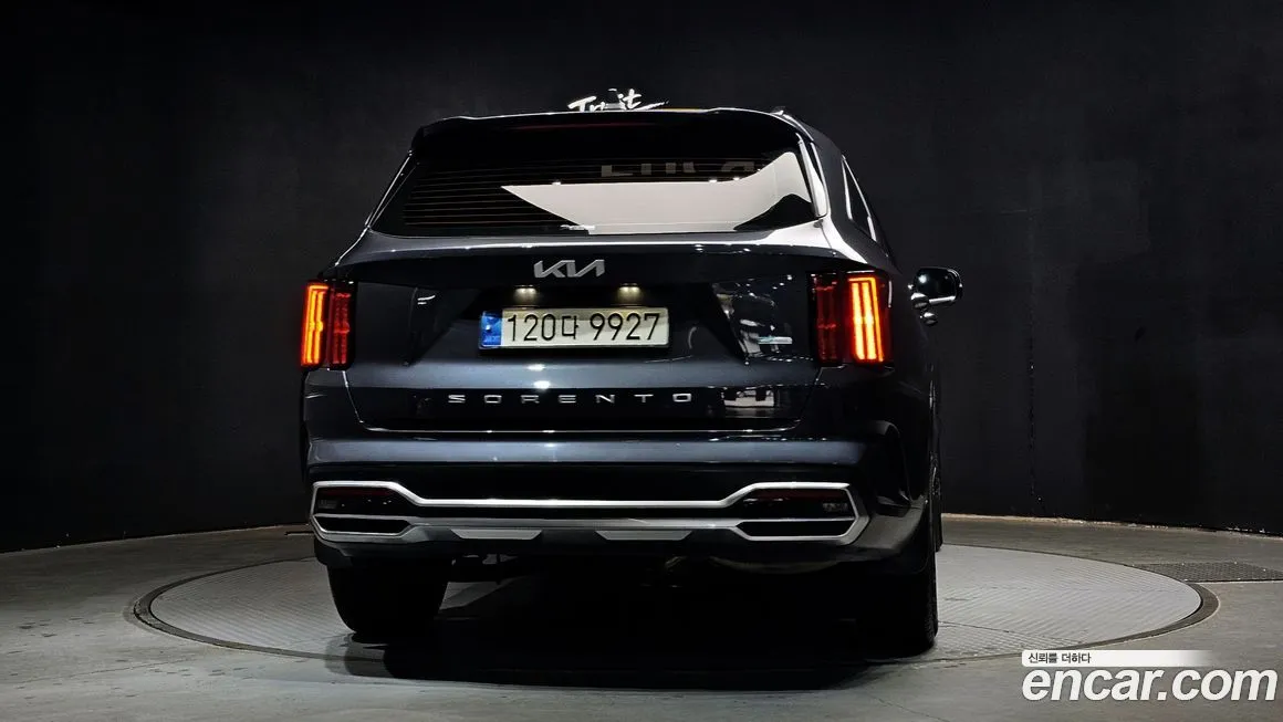 Kia Sorento — фото 8