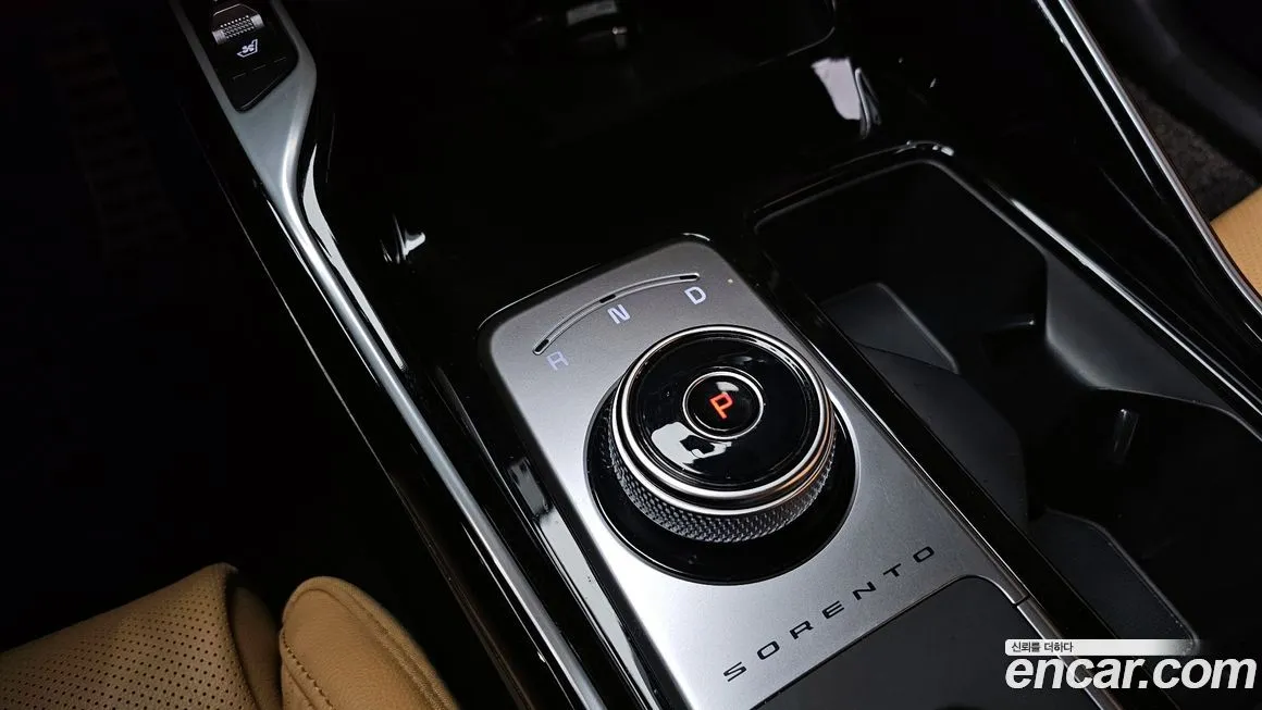 Kia Sorento — фото 10