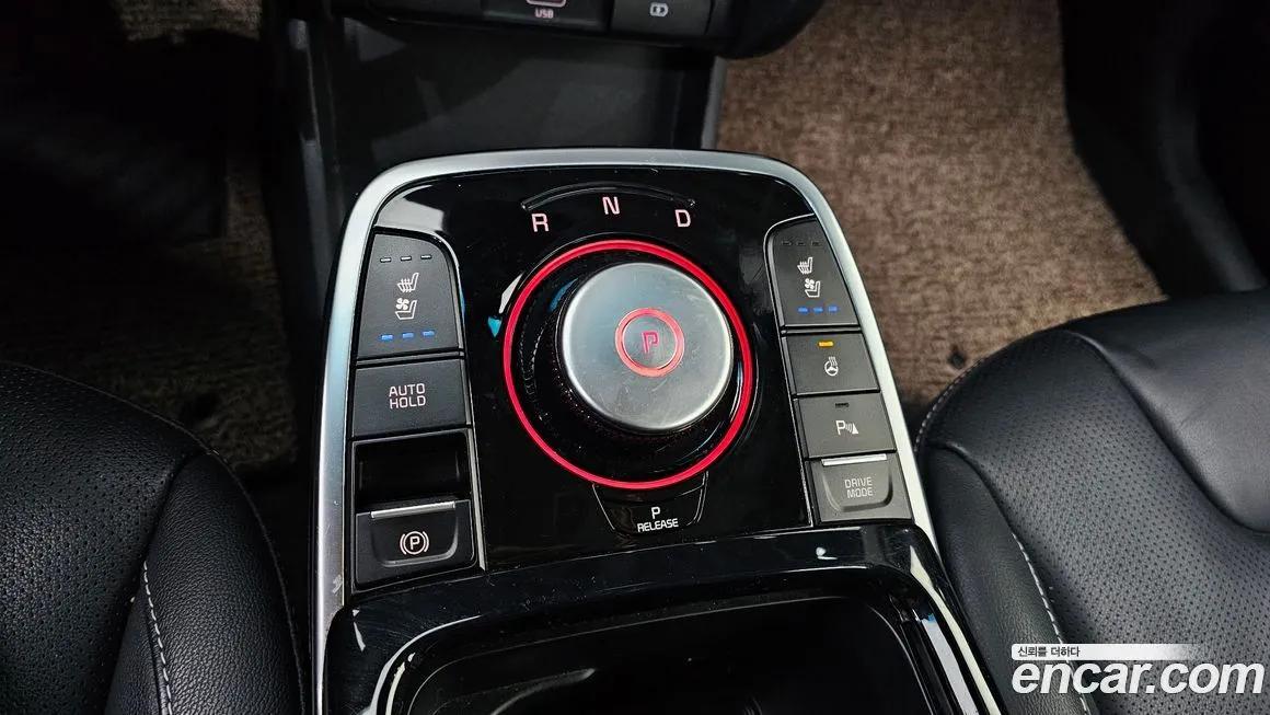 Kia Niro — фото 9
