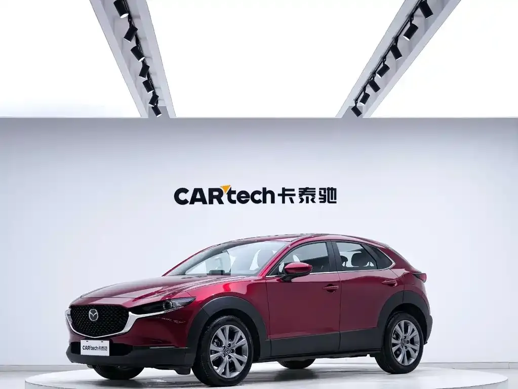 Mazda CX-30 — фото 1
