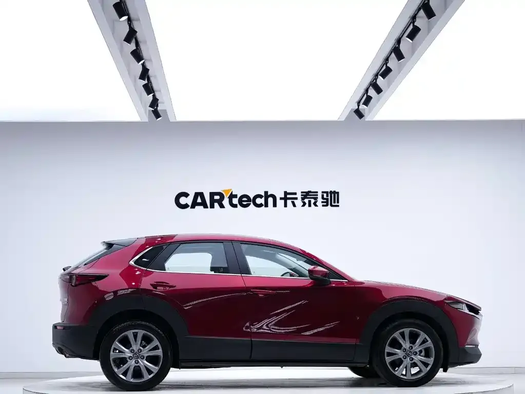 Mazda CX-30 — фото 7