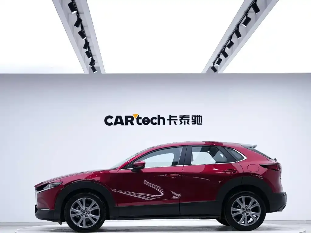 Mazda CX-30 — фото 2