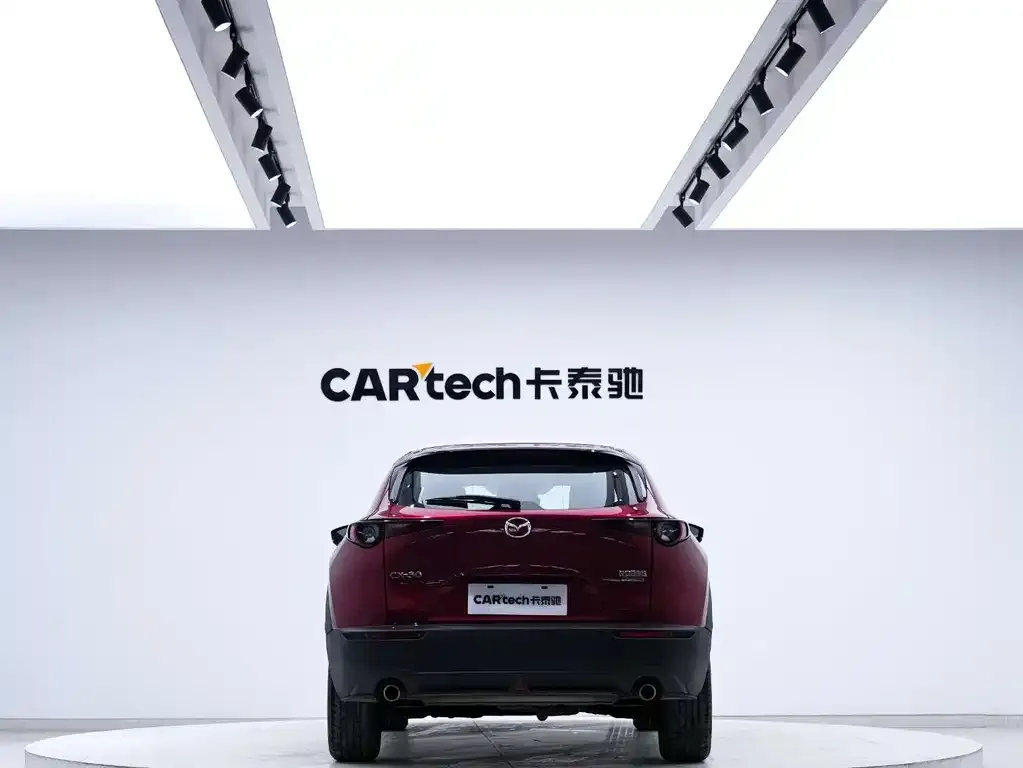 Mazda CX-30 — фото 8