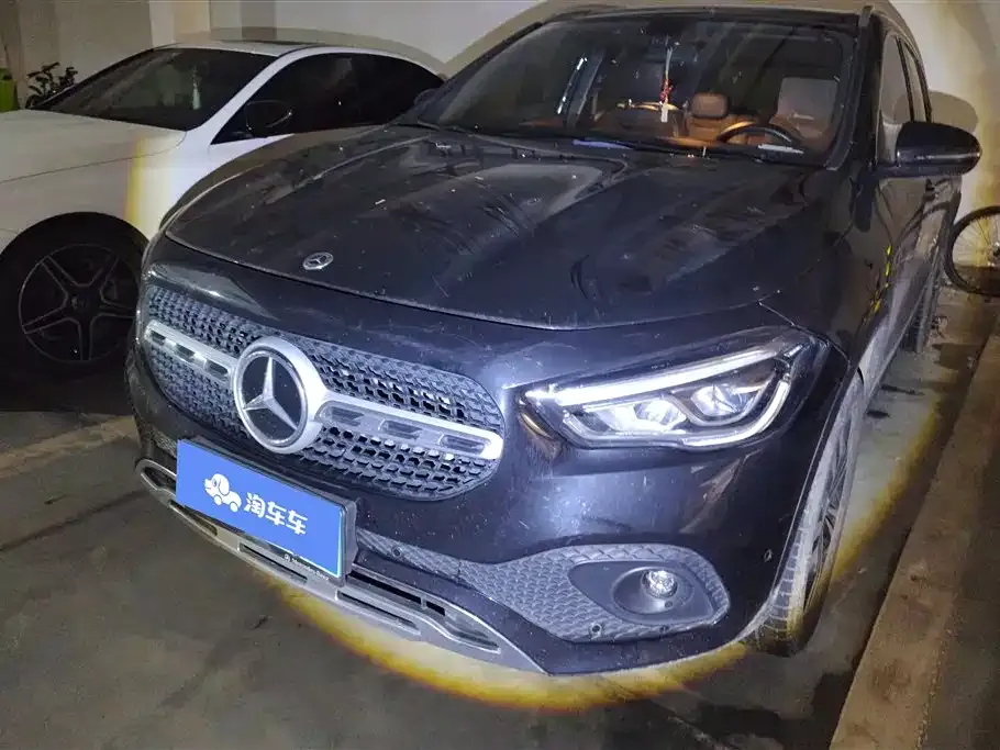 Mercedes-Benz GLA — фото 1