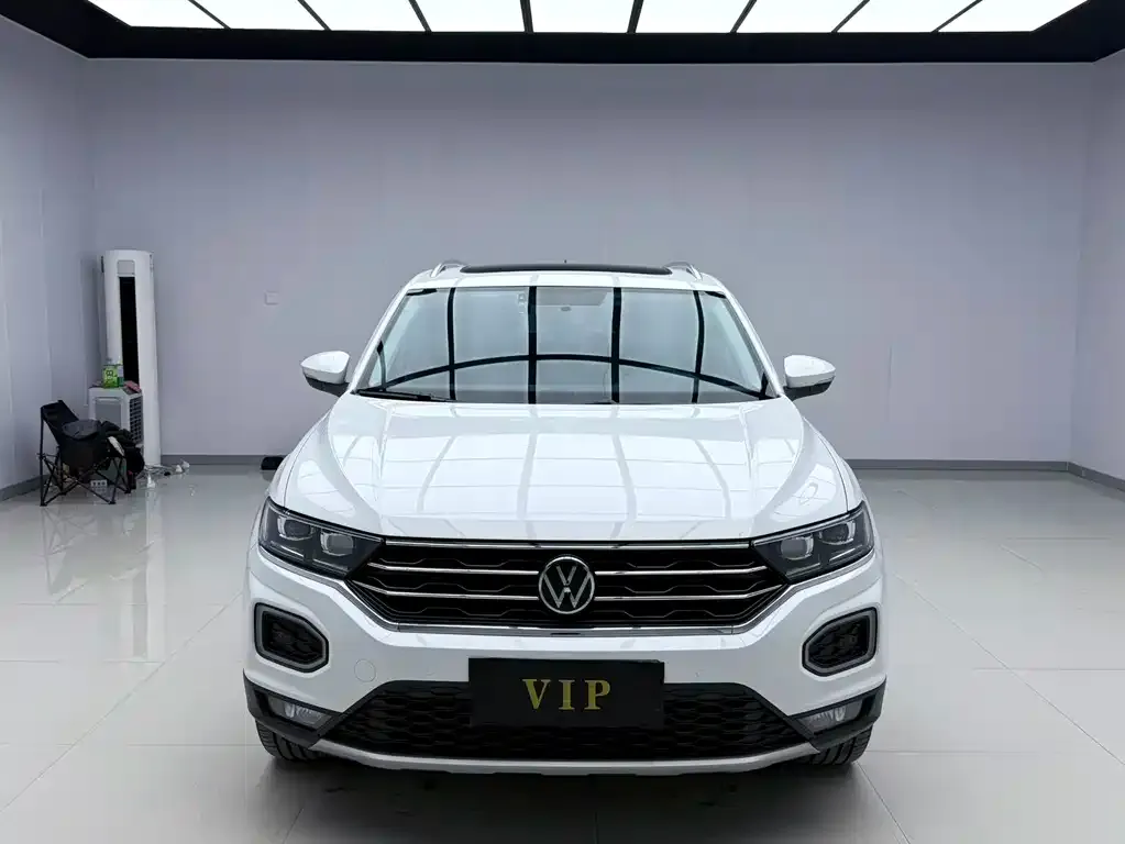 Volkswagen T-Roc — фото 2
