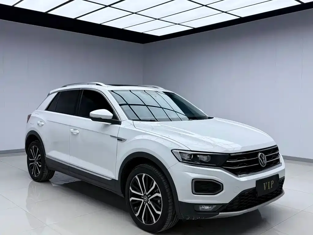 Volkswagen T-Roc — фото 7