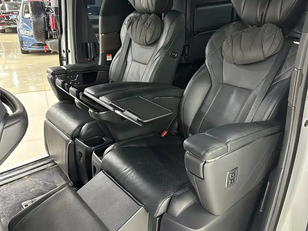 Toyota Vellfire — фото 9