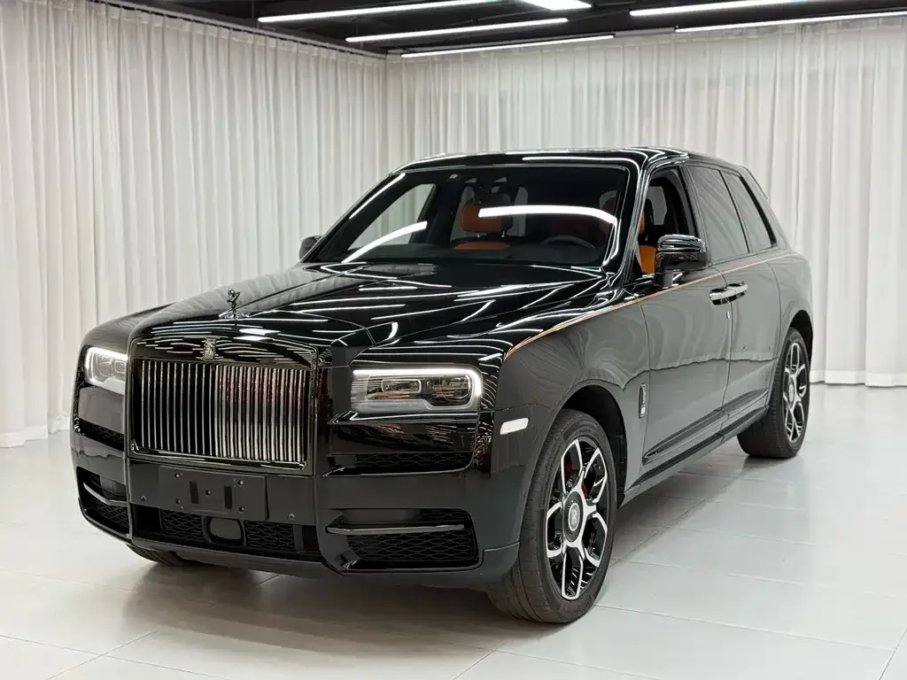 Rolls-Royce Cullinan — фото 1