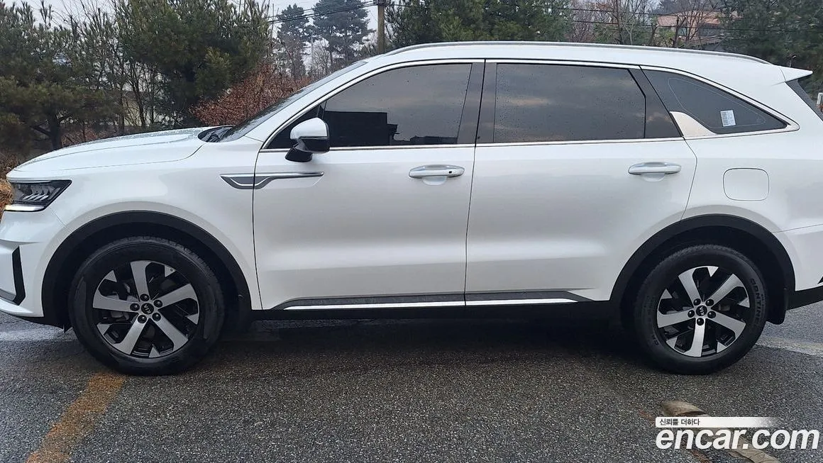 Kia Sorento — фото 5