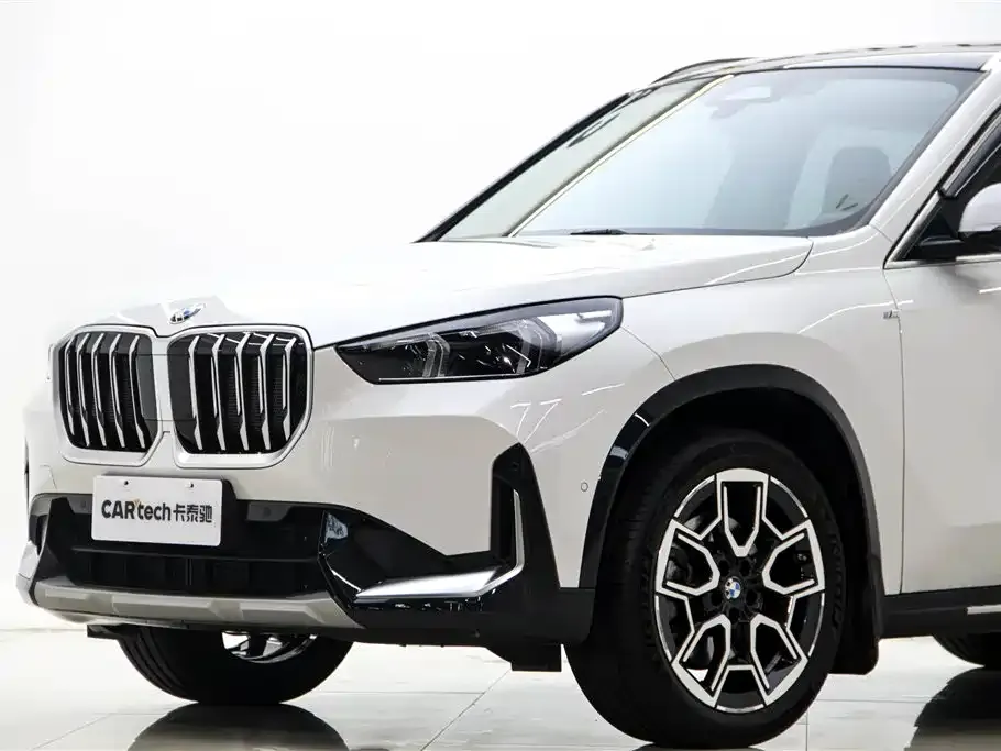 BMW X1 — фото 3