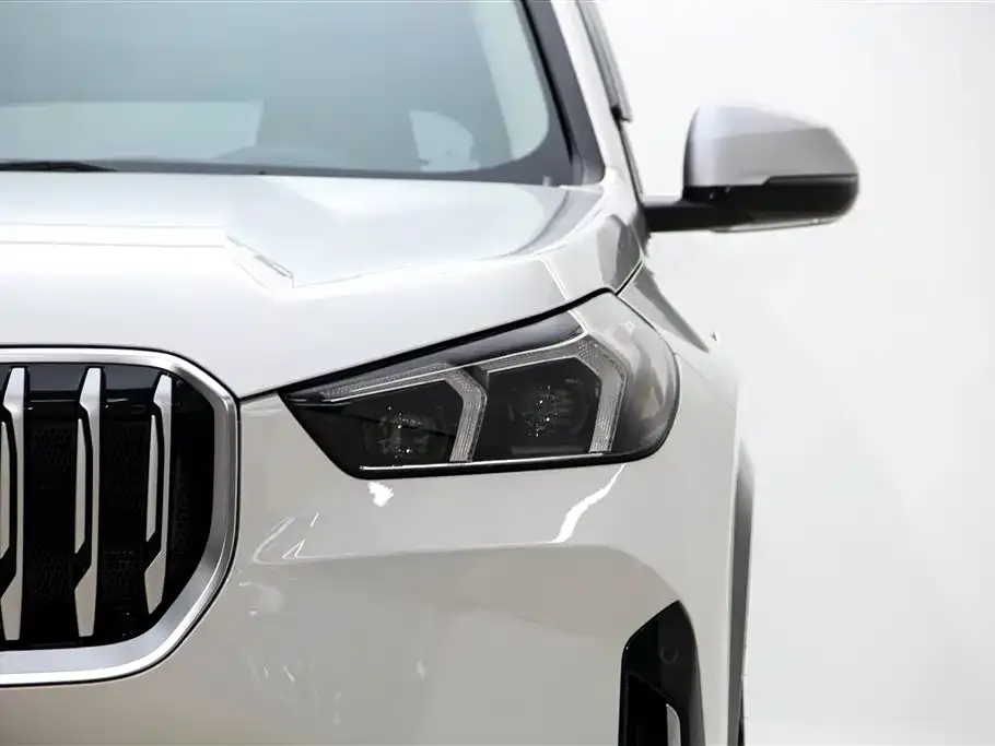BMW X1 — фото 4