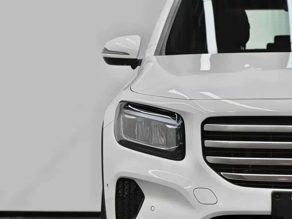 Mercedes-Benz GLB — фото 6