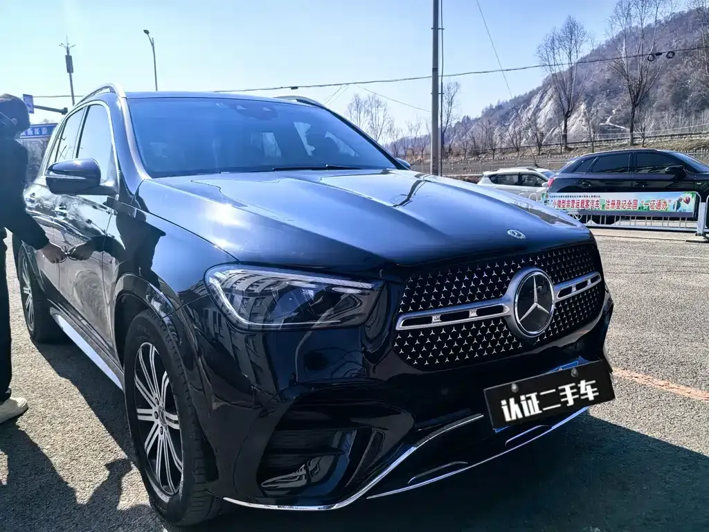 Mercedes-Benz GLE — фото 1