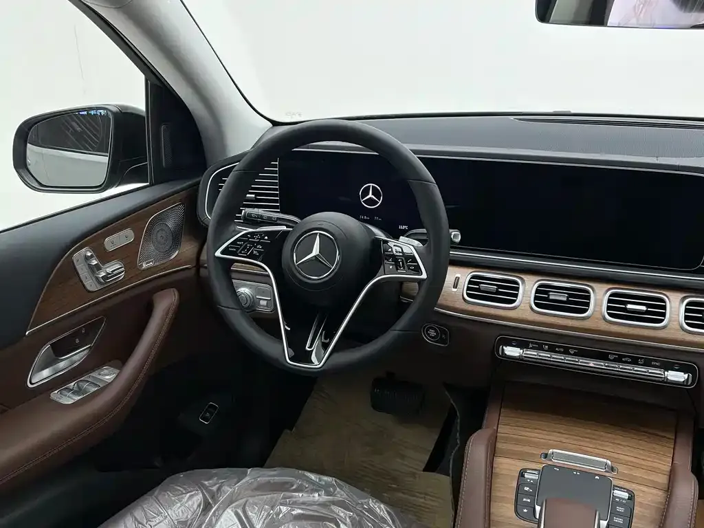Mercedes-Benz GLE — фото 6