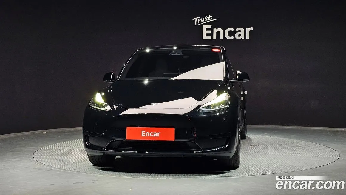 Tesla Model Y — фото 3
