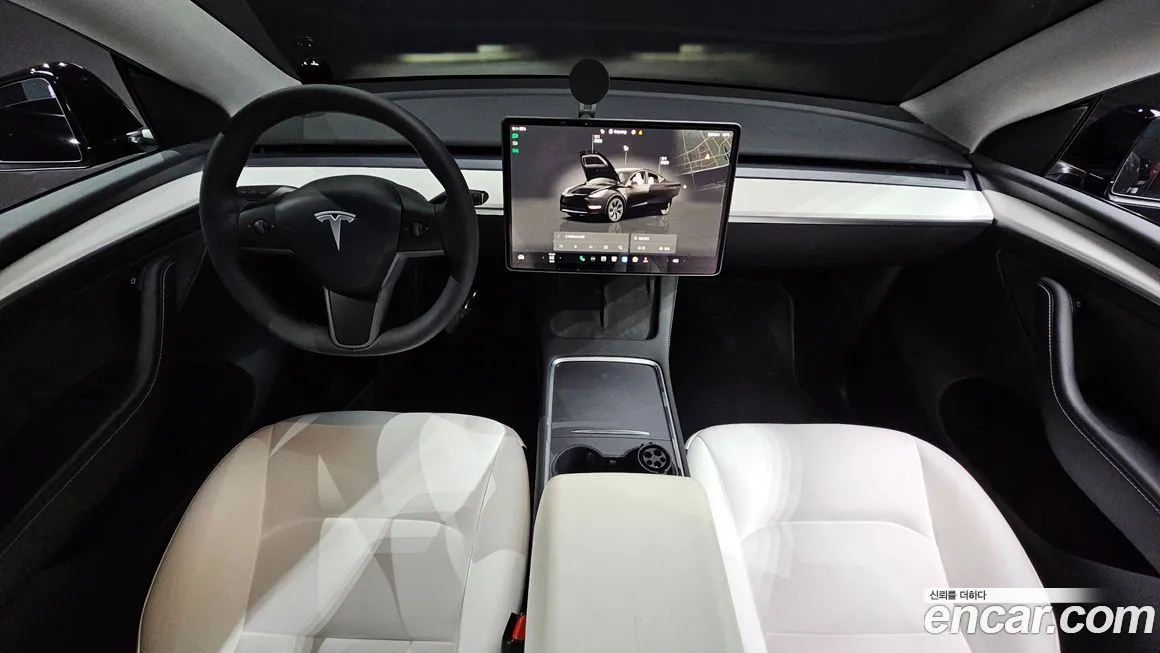 Tesla Model Y — фото 8