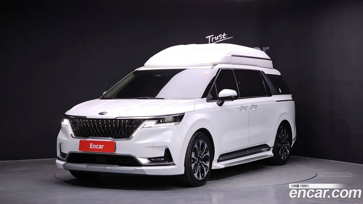 Kia Carnival — фото 1