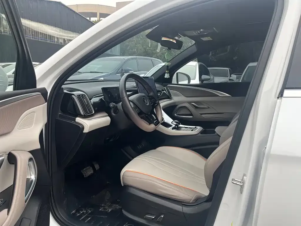 BYD Pro New Energy — фото 6