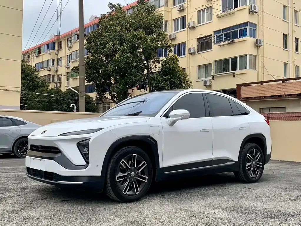 NIO EC6 — фото 1