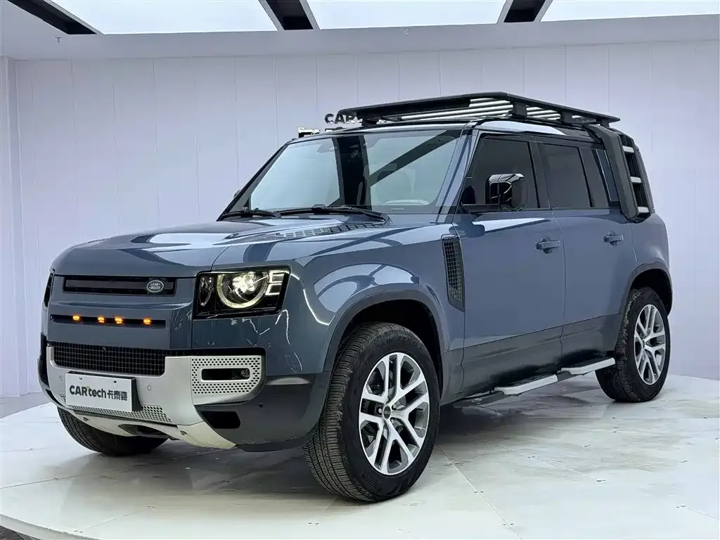 Land Rover Defender — фото 1