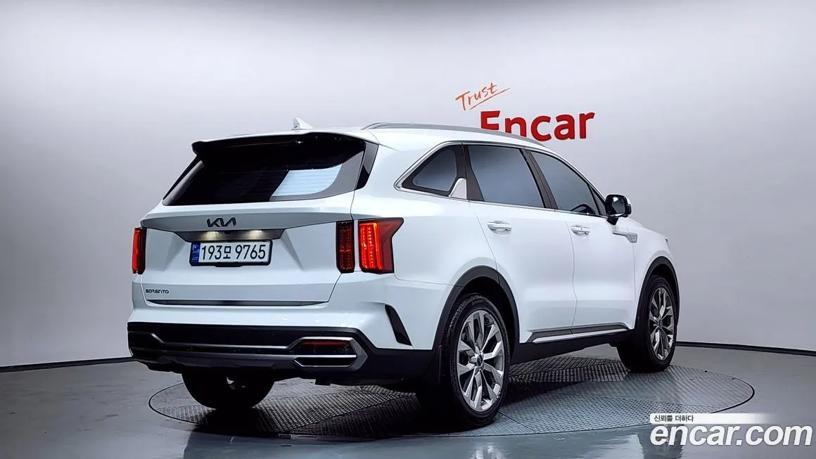 Kia Sorento — фото 4