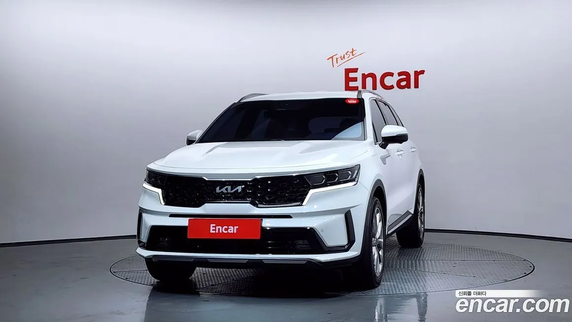 Kia Sorento — фото 7