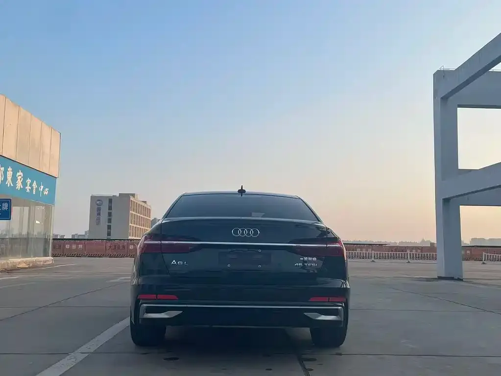 Audi A6L — фото 5