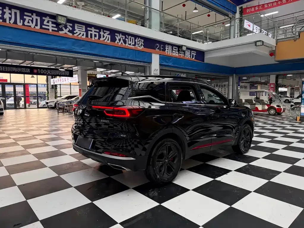 Chery Tiggo 7 — фото 10