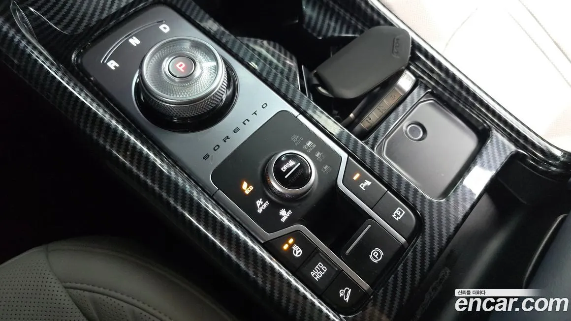 Kia Sorento — фото 9