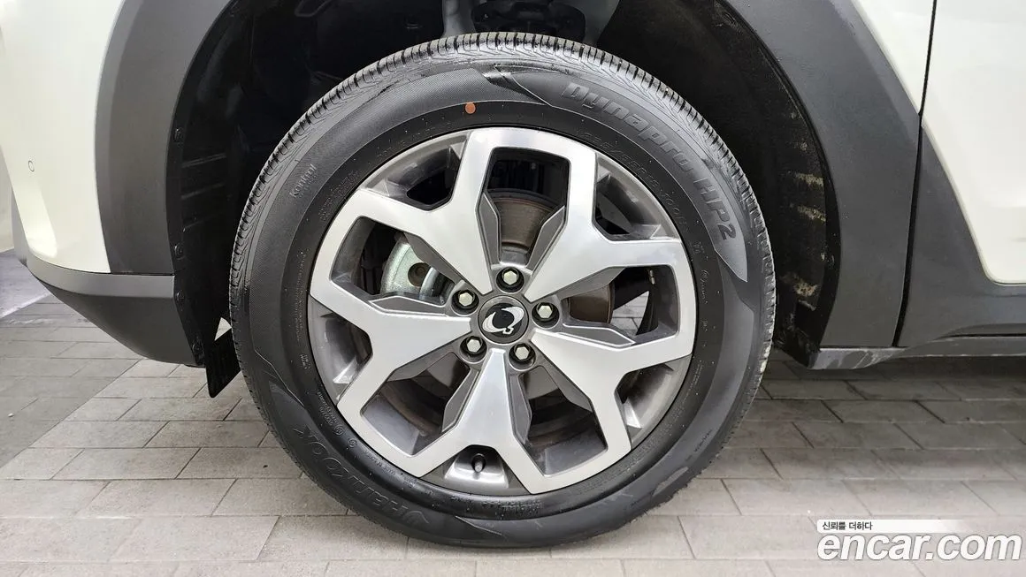 KG Mobility (Ssangyong) Torres — фото 10