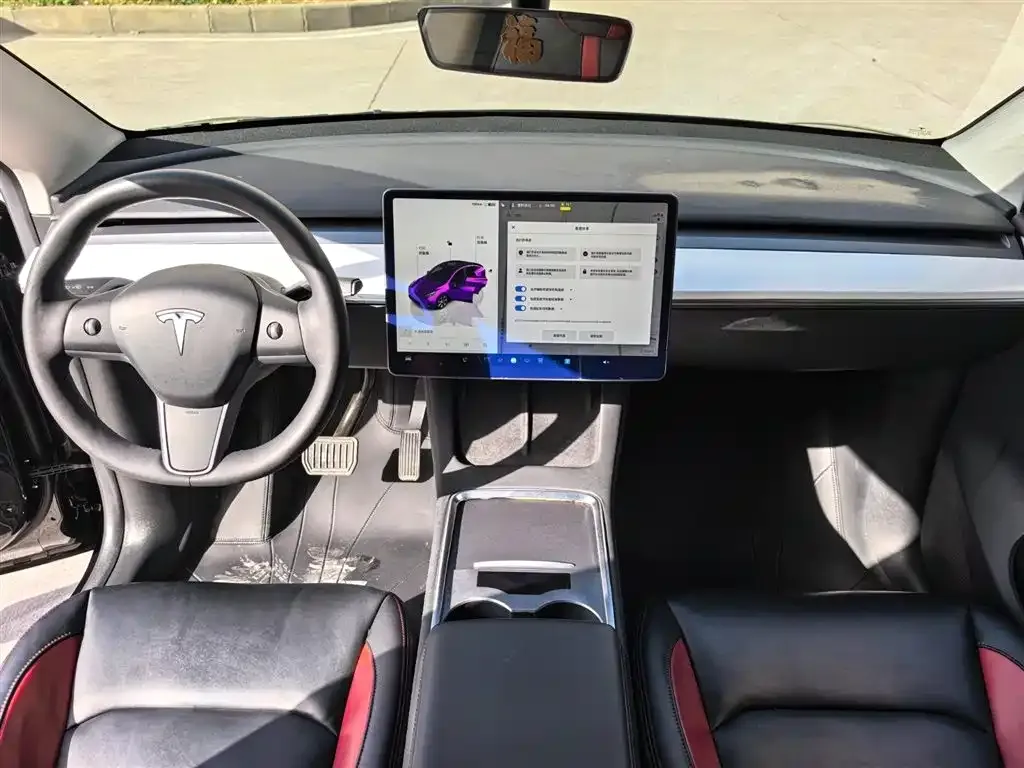 Tesla Model Y — фото 5