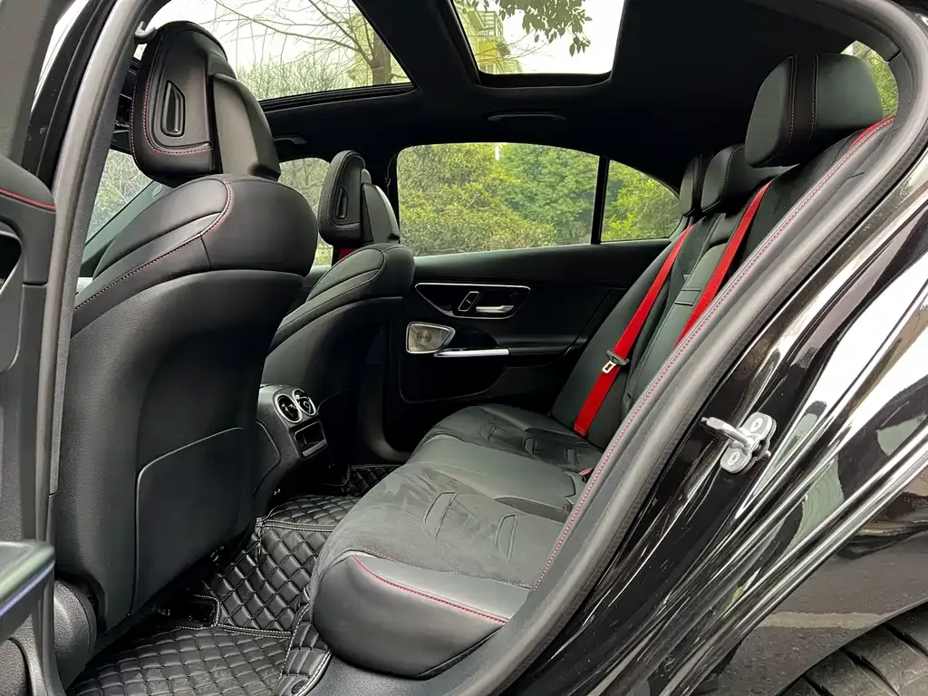 Mercedes-Benz C-Class AMG — фото 9