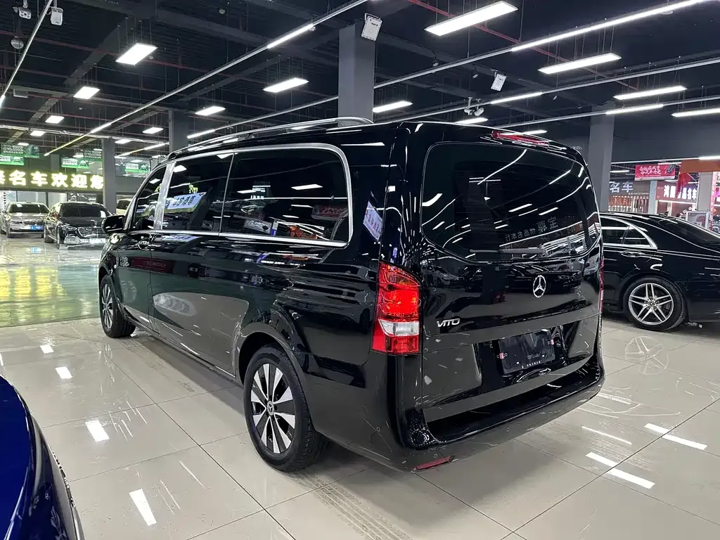 Mercedes-Benz Vito — фото 8