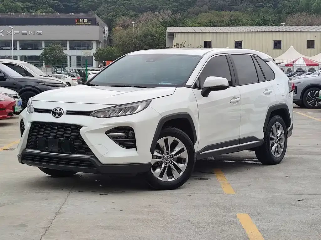 Toyota Wildlander — фото 1