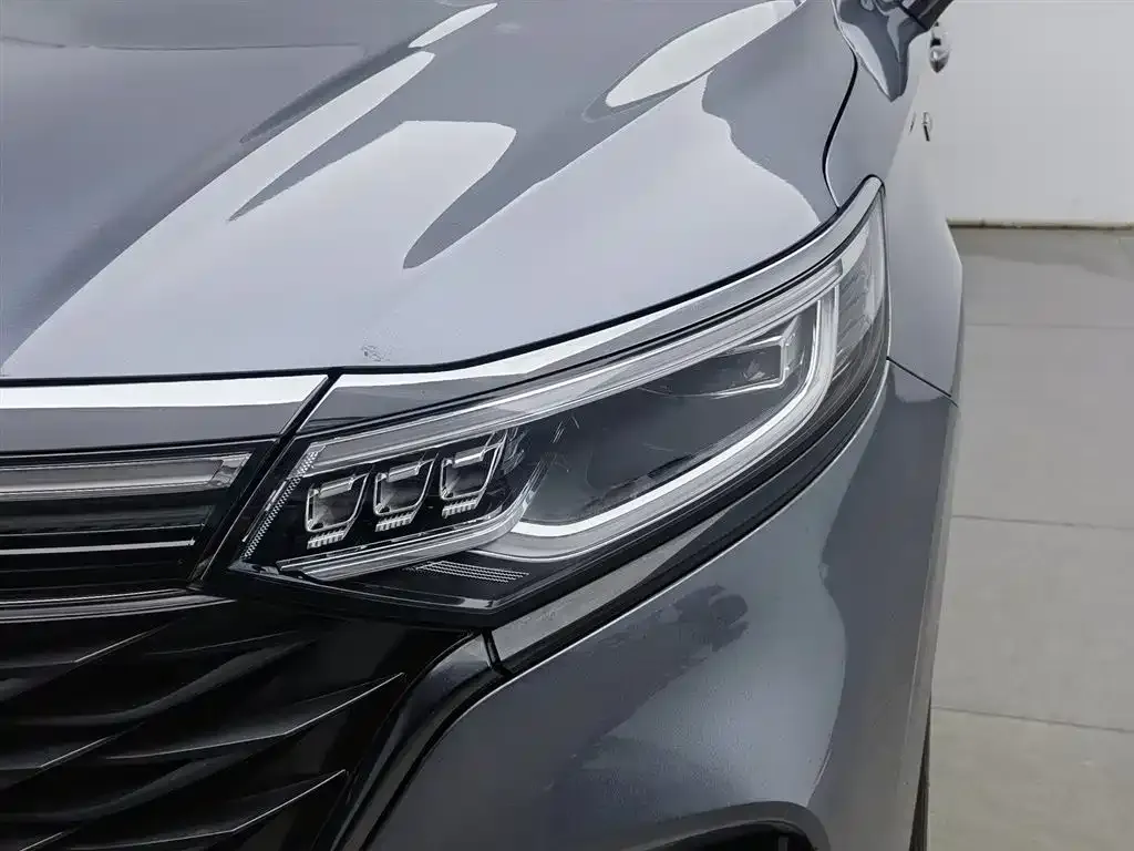 Roewe iMAX8 — фото 10