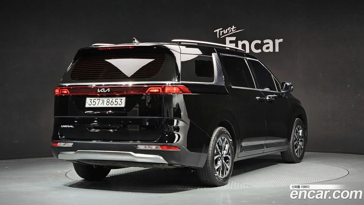 Kia Carnival — фото 2