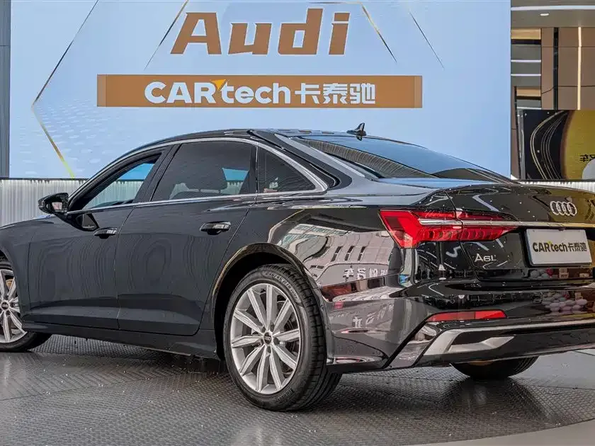 Audi A6L — фото 7
