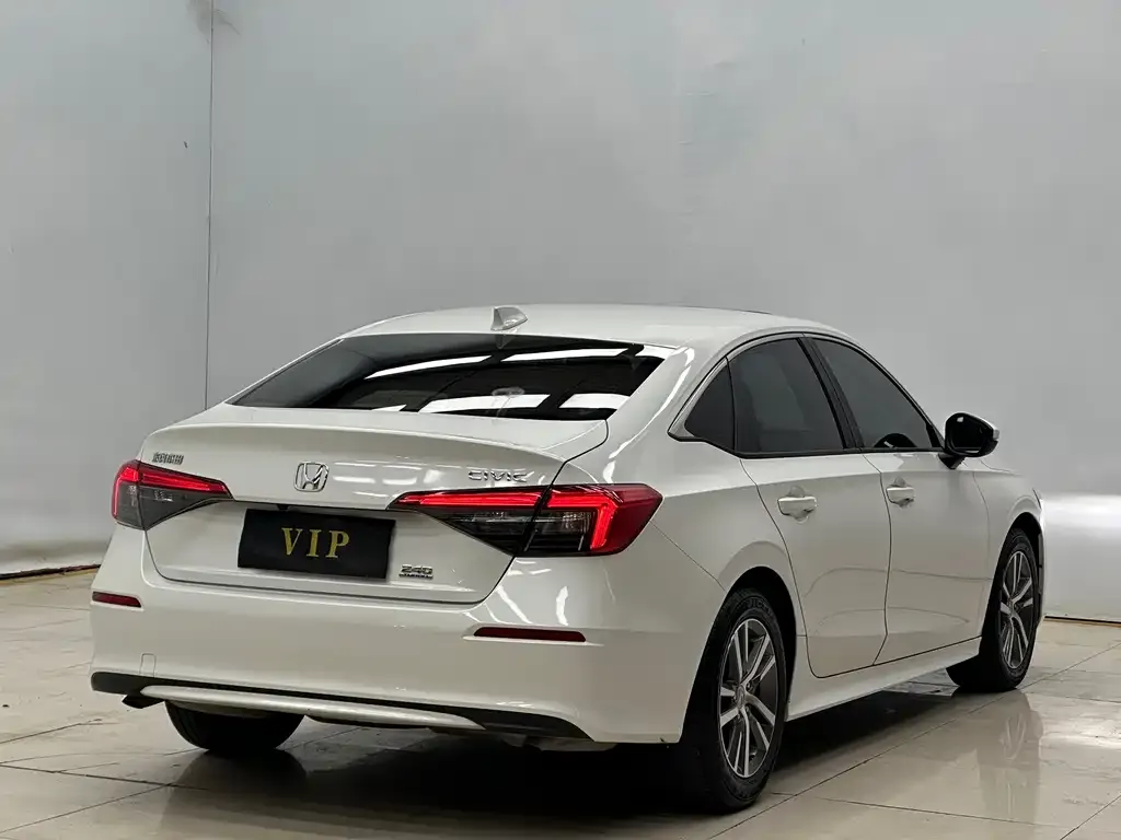 Honda Civic — фото 8
