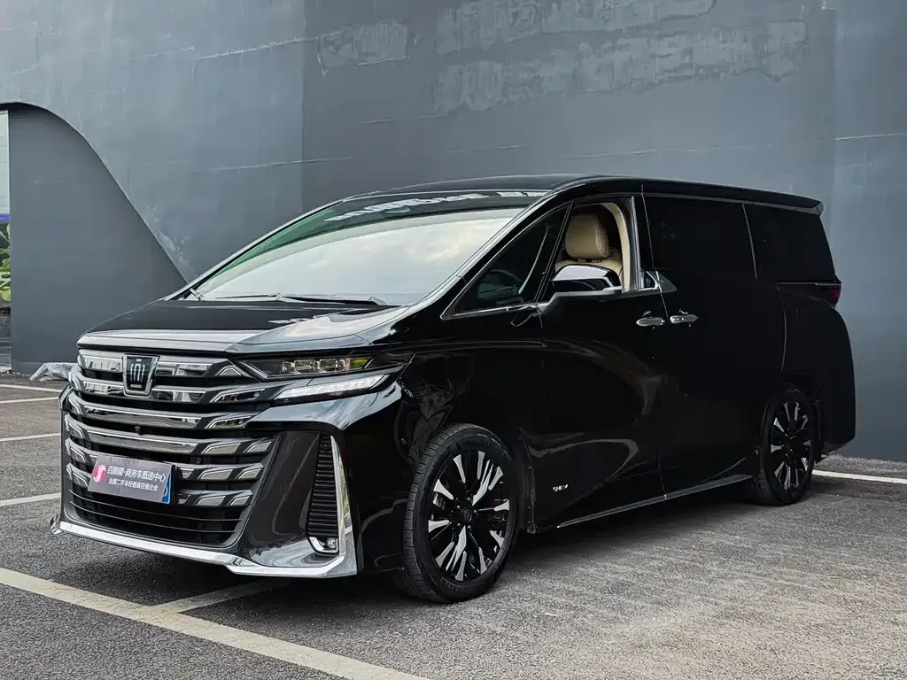 Toyota Vellfire — фото 9