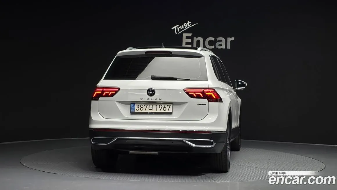 Volkswagen Tiguan — фото 5