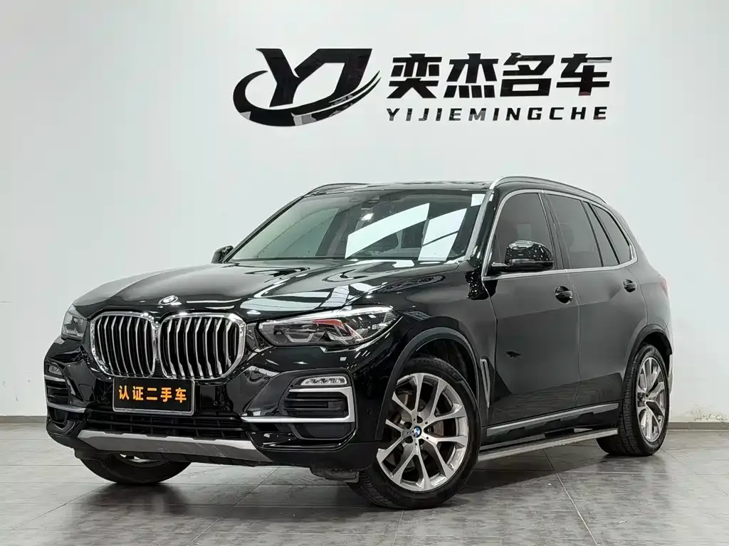 BMW X5 (Import) — фото 1