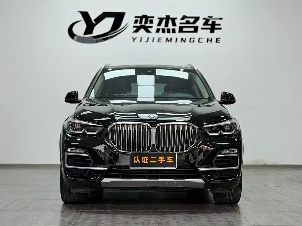 BMW X5 (Import) — фото 3