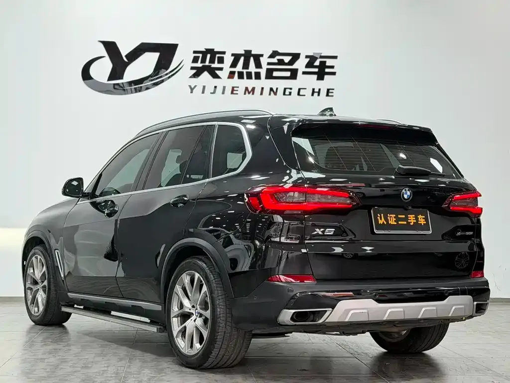 BMW X5 (Import) — фото 4
