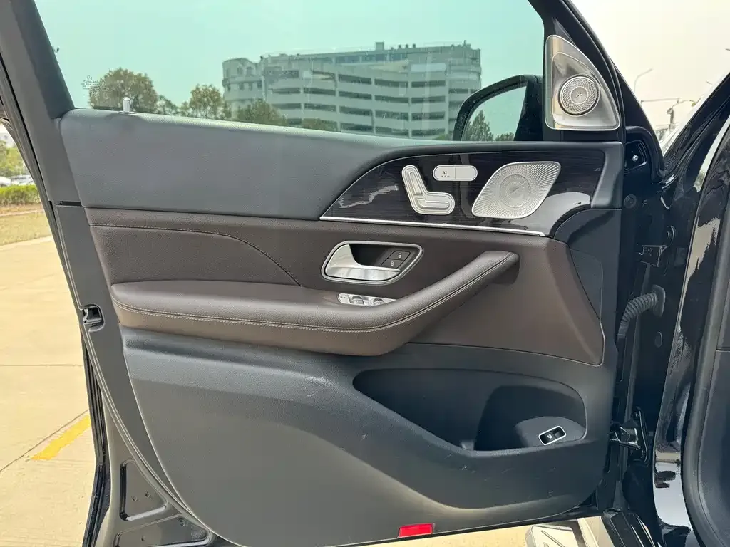 Mercedes-Benz GLE — фото 10