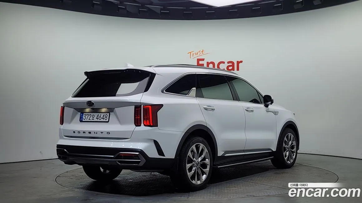 Kia Sorento — фото 4