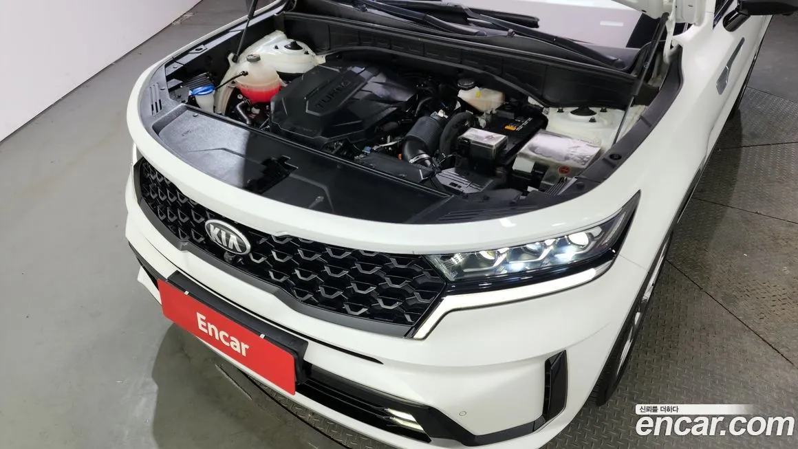 Kia Sorento — фото 7